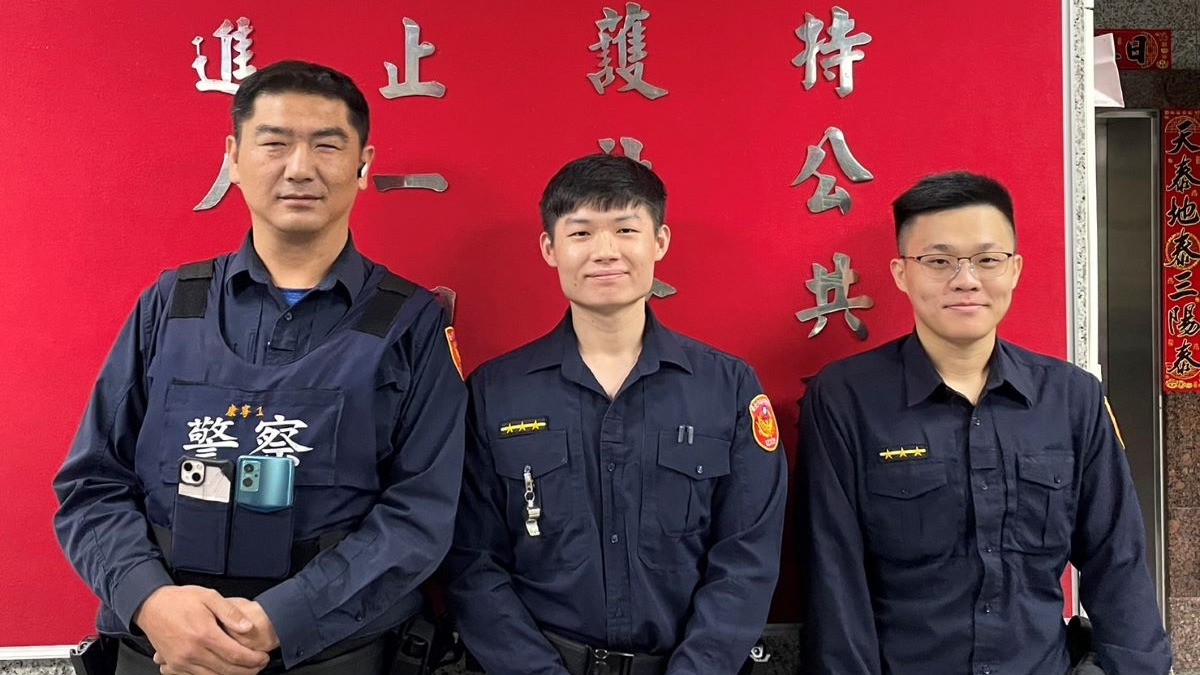 南港阿北搭公車迷途 警細心找到返家路
