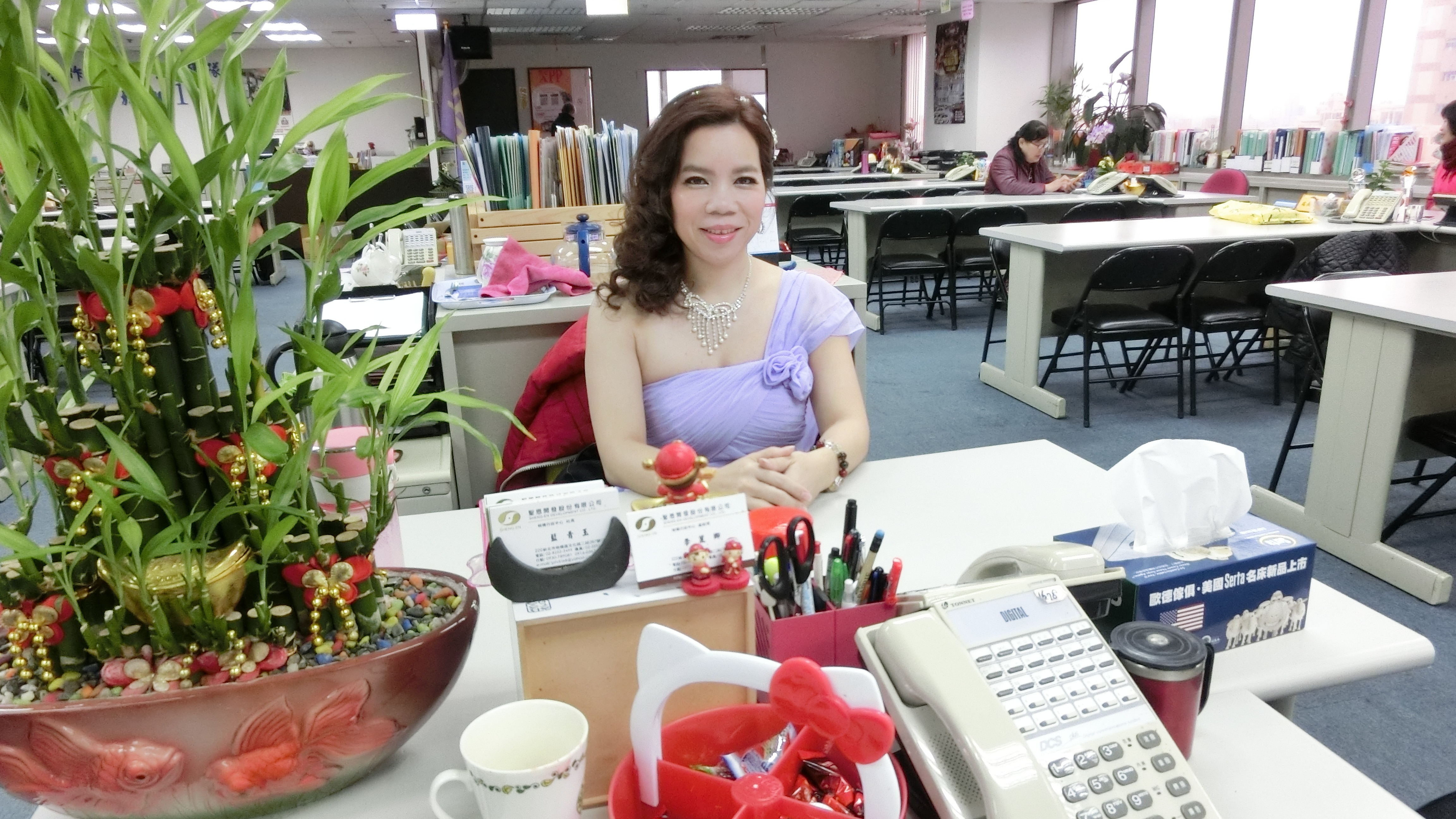 2016【聖恩集團】績優人員表揚大會，李麗卿經理晉升三階處經理，一行人浩浩蕩蕩開心參加榮耀時刻