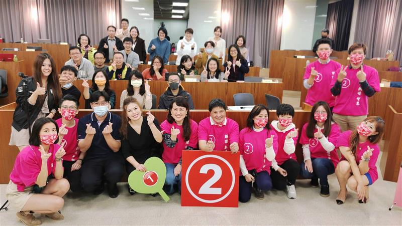 台灣大學PM學生會會長選舉，首次政見發表會登場