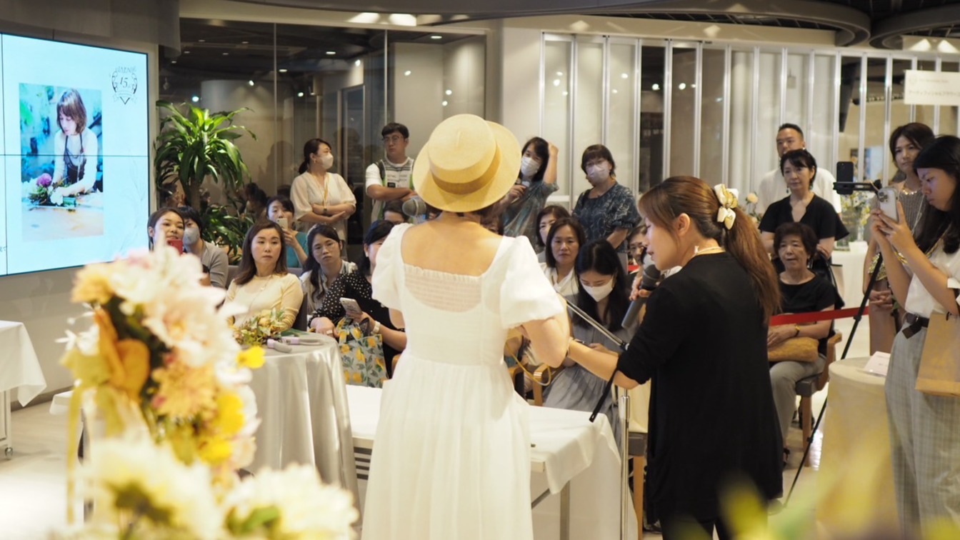 台中花藝教室推薦｜To Heart Flora & Gift花藝：「每個人都是花入生活的提案者」，日本擬真花協會第一所海外認定校，知名網美餐廳指定花藝佈置