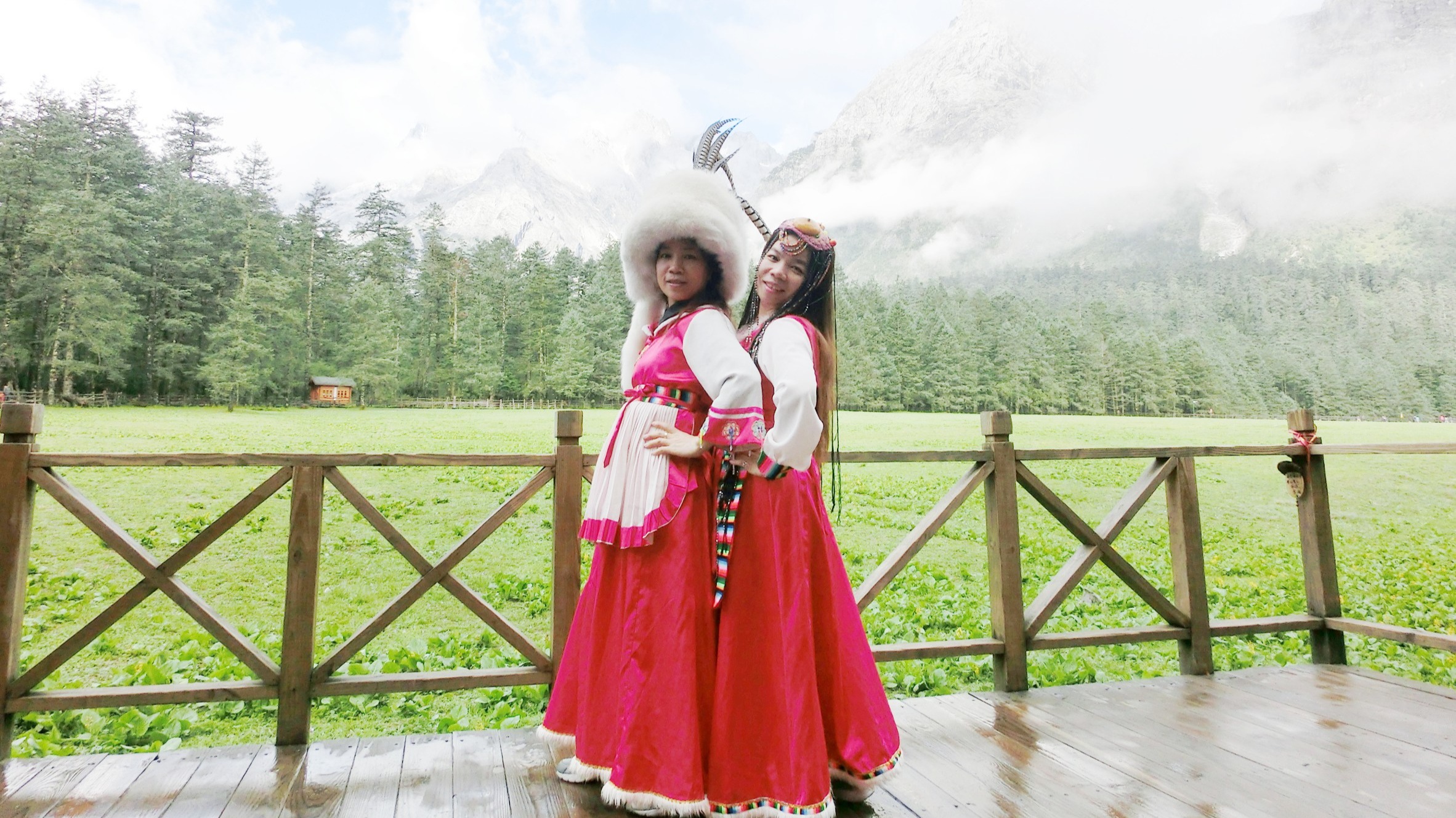 幸福姐妹花相邀到風情雲南昆大麗逍遙遊～最美玉龍雪山、石林，風花雪月列車、麗江阿廬古洞、西山龍門石窟八日