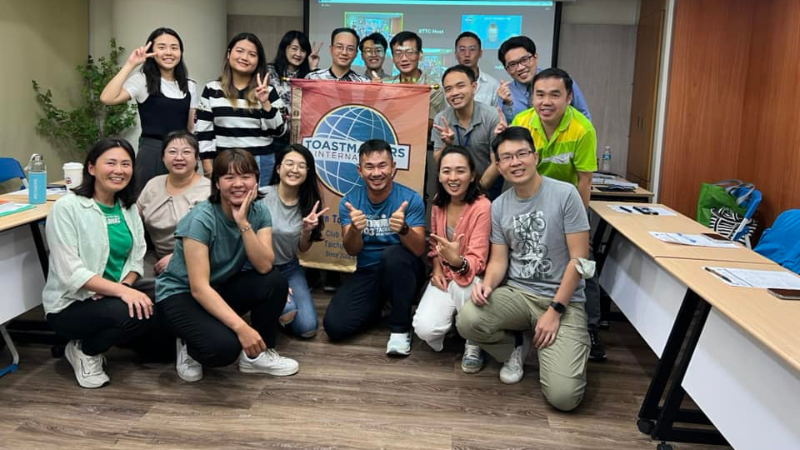 英語口說學習新風潮：台中北屯英文演講會，邀您一同探索語言魅力世界