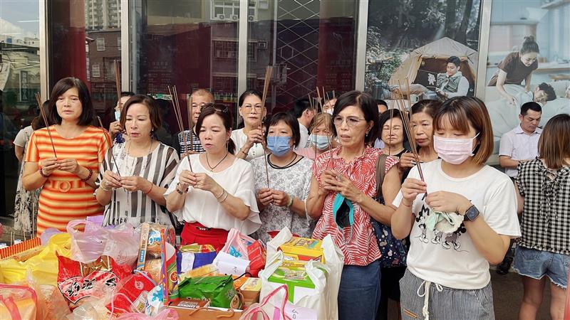 中元普渡拜拜【  聖恩集團】‌‌桃園行政中心~股東們誠心祈求平安健康事業順心