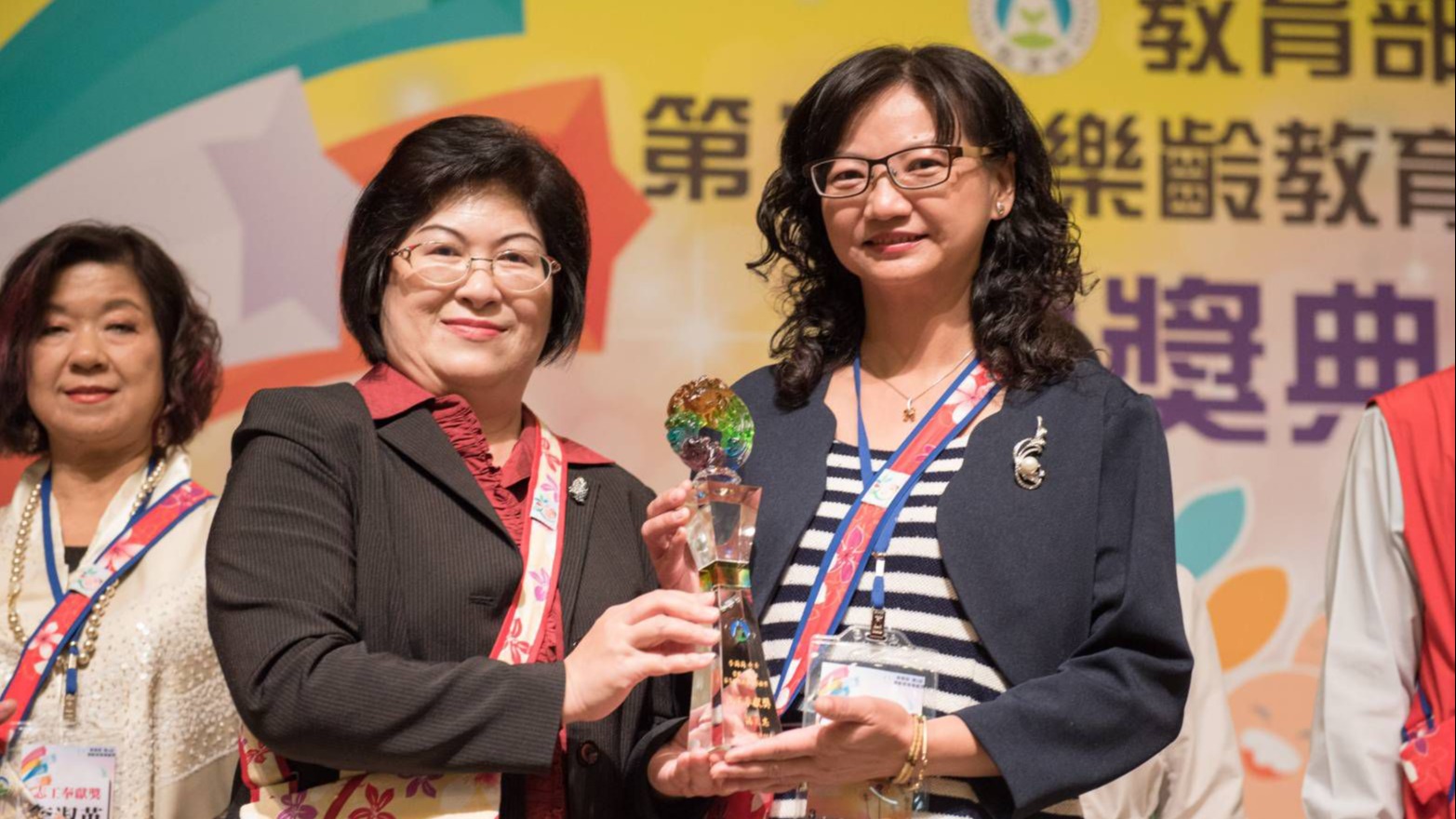 李莉莉「黃槿花工坊」：從樂齡志工到樂齡規劃師，為中高齡者開啟幸福人生！