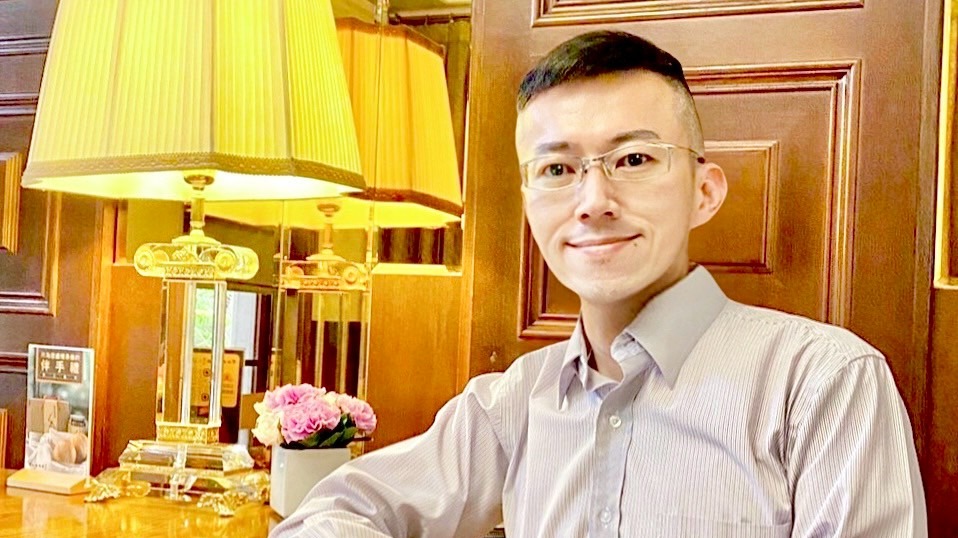 愛與責任的交接，務必清楚保單變更要保人之稅務議題