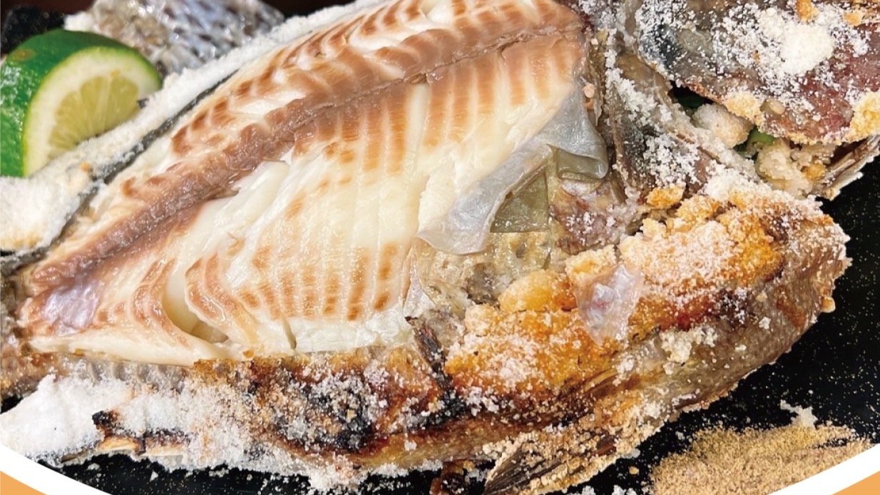 六少爺海鮮燒烤推出全新料理「鹽烤台灣鯛」　活魚現烤、封存最道地的海口風味！