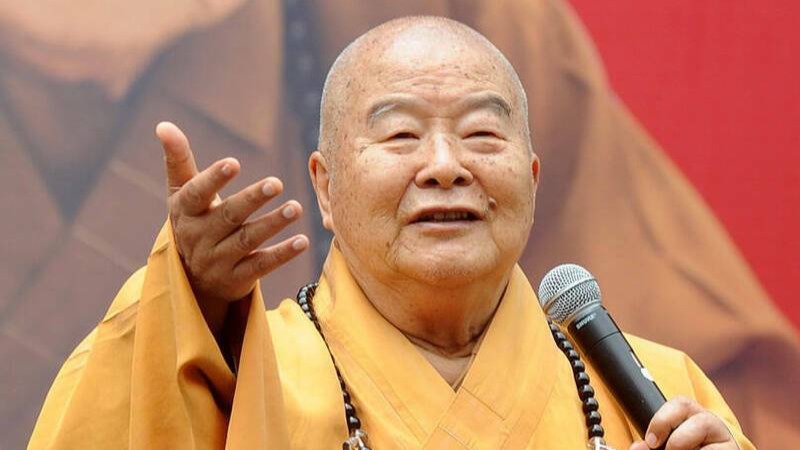 苦難折磨的人生，似磨刀之石： 多一分苦難，便多一分堅忍： 多一分折磨， 便多一分毅力。 