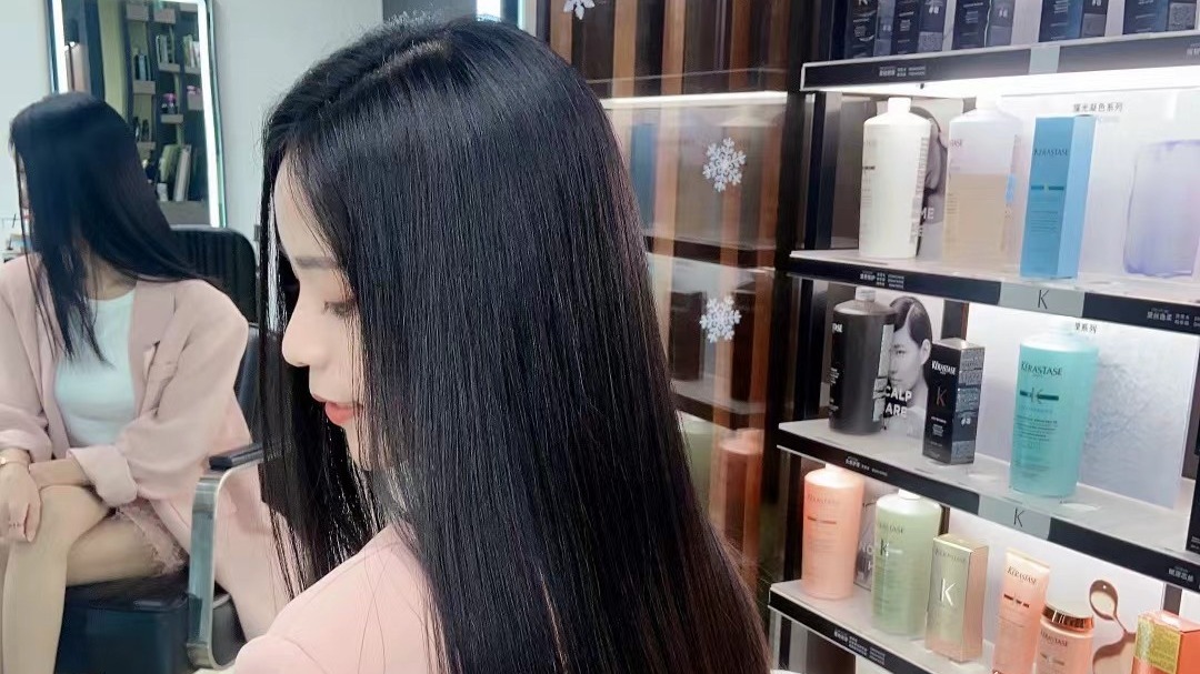 “高手都在控制情緒”你是對的沒必要發脾氣、你是錯的沒資格發脾氣，天氣不好那就調整心情、環境不好那就遠離人群。