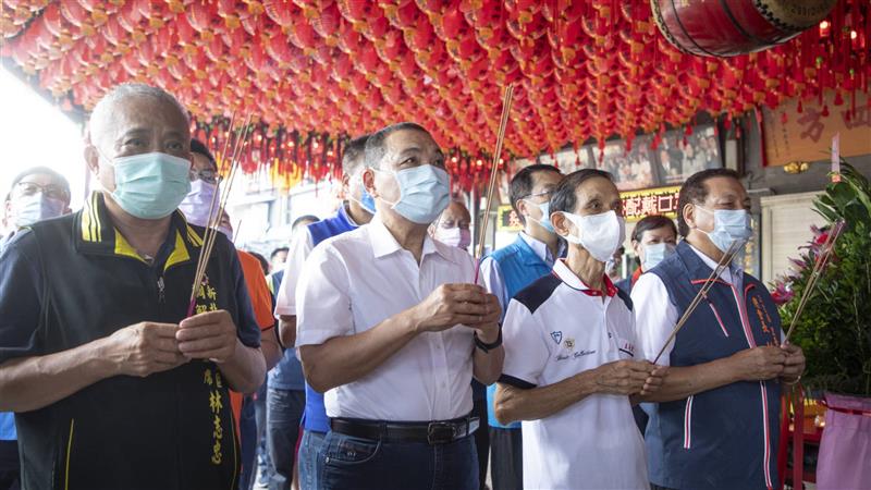 中秋佳節暨福德正神成道日 侯友宜祈願平安渡過疫情