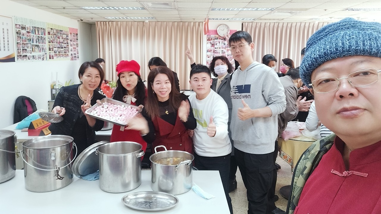 ‌【聖恩集團】桃園行政中心開心DIY親手搓湯圓，股東與好朋友們享受美好時光，親手搓的特別好之味，